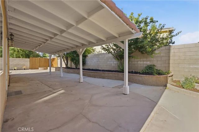 45320 Robinson Dr, Lancaster, CA 93535