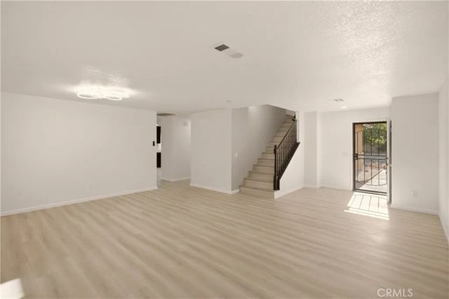 45320 Robinson Dr, Lancaster, CA 93535
