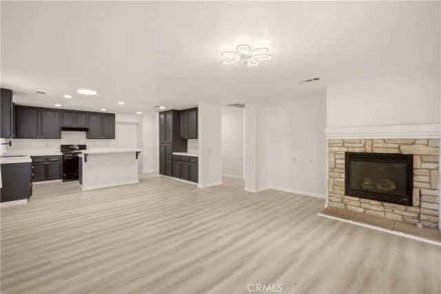 45320 Robinson Dr, Lancaster, CA 93535