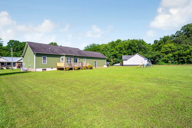 318 Carriage Drive, Whitwell, TN 37397