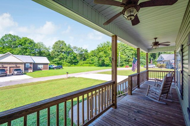 318 Carriage Drive, Whitwell, TN 37397