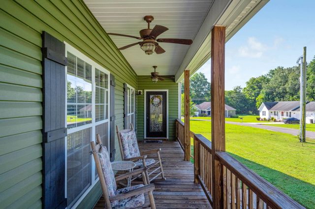 318 Carriage Drive, Whitwell, TN 37397