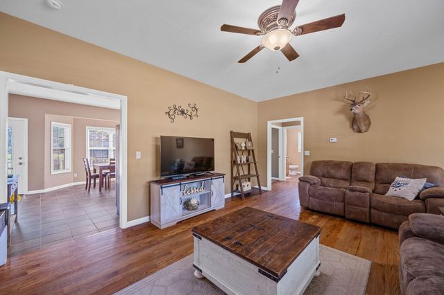 318 Carriage Drive, Whitwell, TN 37397