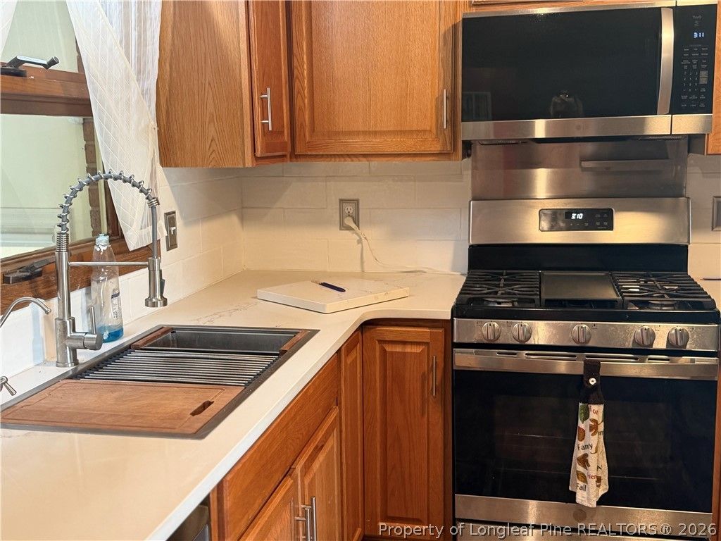 405 West Road, Lumberton, NC 28358 — photo 8