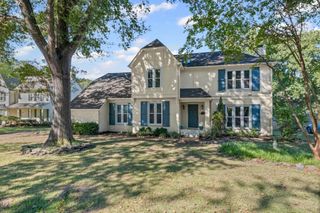 2085 NEWFIELDS RD, Germantown, TN 38139