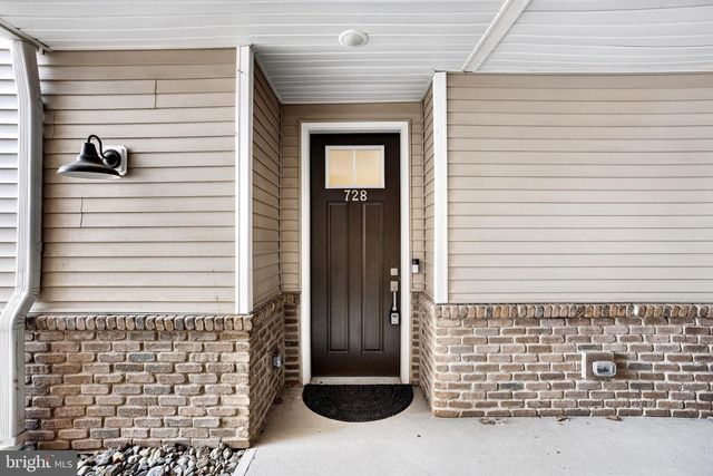 728 STATION ROAD, Dunellen, NJ 08812