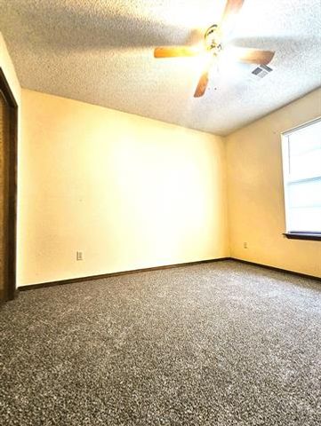 4204 W Toledo Street, Broken Arrow, OK 74012