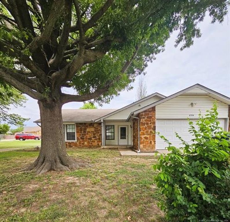 4204 W Toledo Street, Broken Arrow, OK 74012