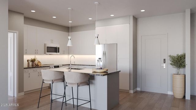 2375 W FRYE Road 1, Chandler, AZ 85224