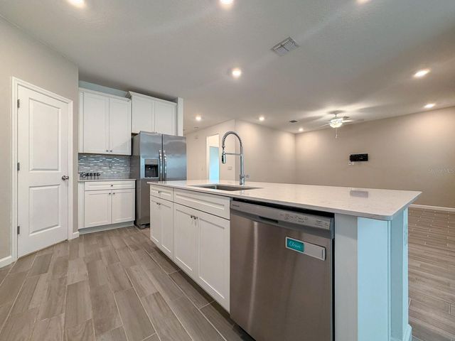 2258 NW 89TH WAY, Gainesville, FL 32606
