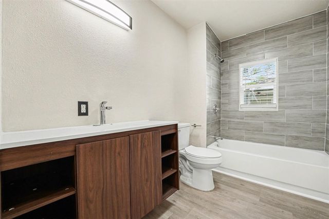 129 W PARK AVENUE, Lake Wales, FL 33853