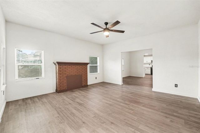 129 W PARK AVENUE, Lake Wales, FL 33853
