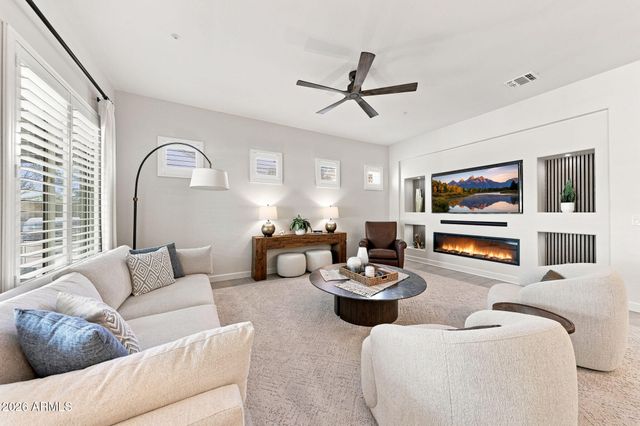 29565 N SORRENTO Drive, Peoria, AZ 85383