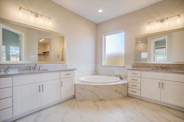 2106 Shadow Falls Drive, Missouri City, TX 77459