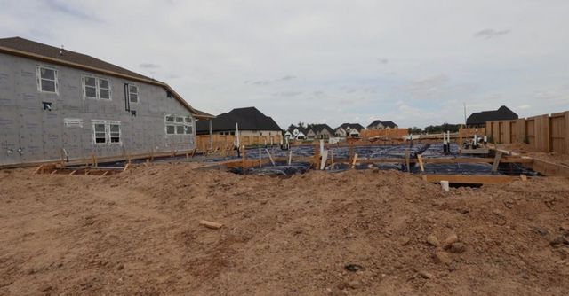 2106 Shadow Falls Drive, Missouri City, TX 77459