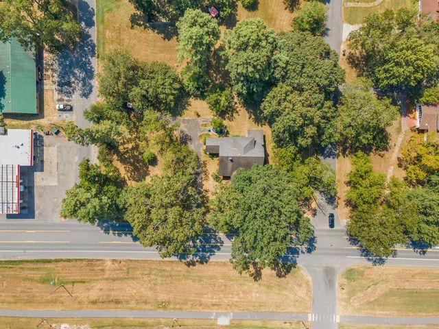 615 W Front Street, Lonoke, AR 72086