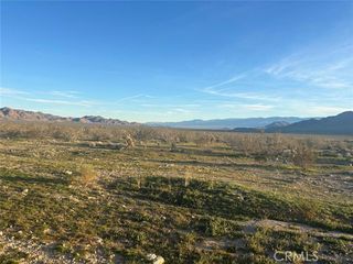 26 Pipeline, Lucerne Valley, CA 92356