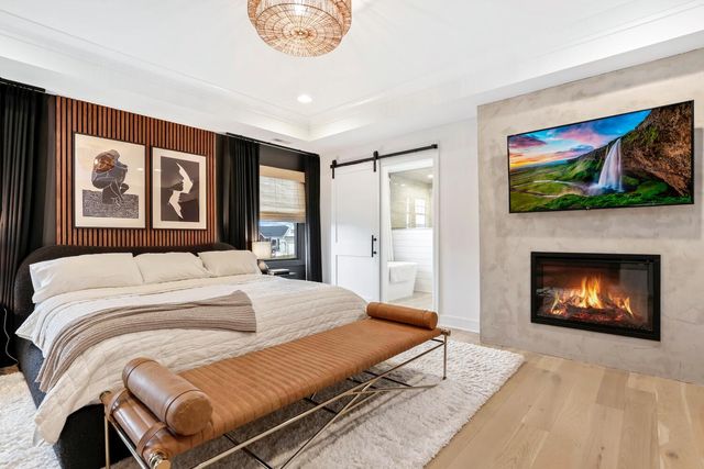 13200 Waterleaf Drive, St. John, IN 46373