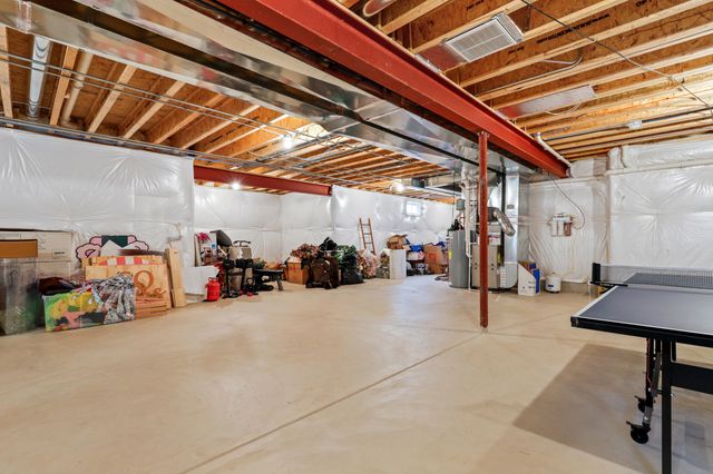 13200 Waterleaf Drive, St. John, IN 46373