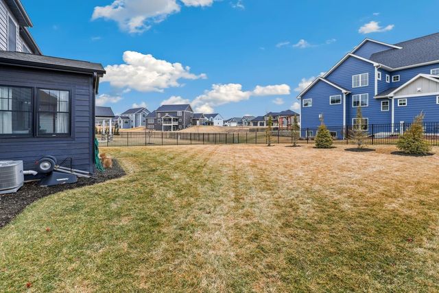 13200 Waterleaf Drive, St. John, IN 46373