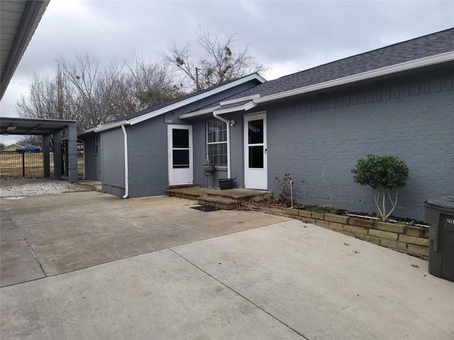 1316 Blodgett Avenue, Fort Worth, TX 76115