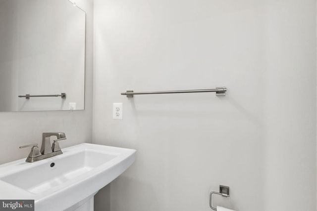 1566 LOWMAN ST, Baltimore, MD 21230