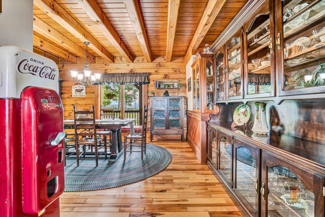 500 Jacksons Flat, Covington, VA 24426