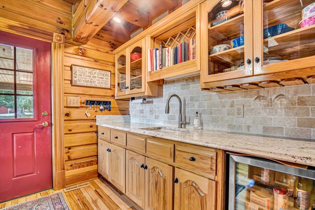 500 Jacksons Flat, Covington, VA 24426