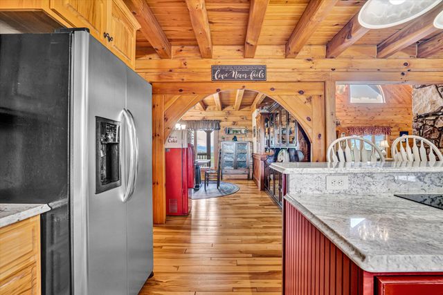 500 Jacksons Flat, Covington, VA 24426