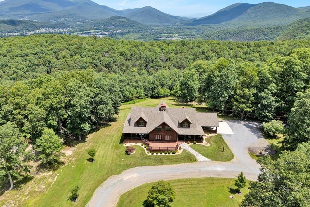 500 Jacksons Flat, Covington, VA 24426