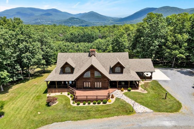 500 Jacksons Flat, Covington, VA 24426