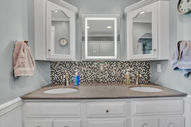 500 Jacksons Flat, Covington, VA 24426