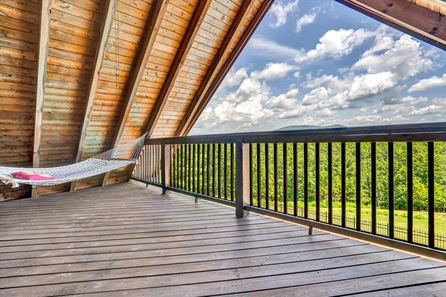 500 Jacksons Flat, Covington, VA 24426