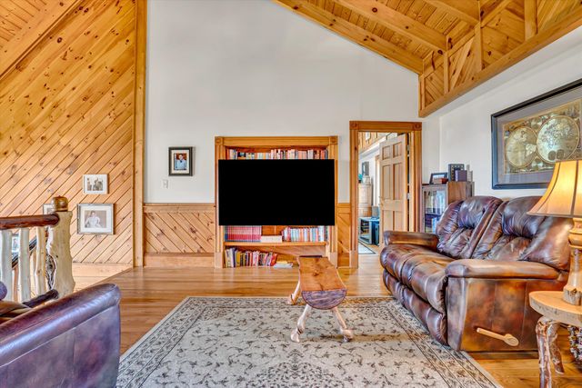 500 Jacksons Flat, Covington, VA 24426