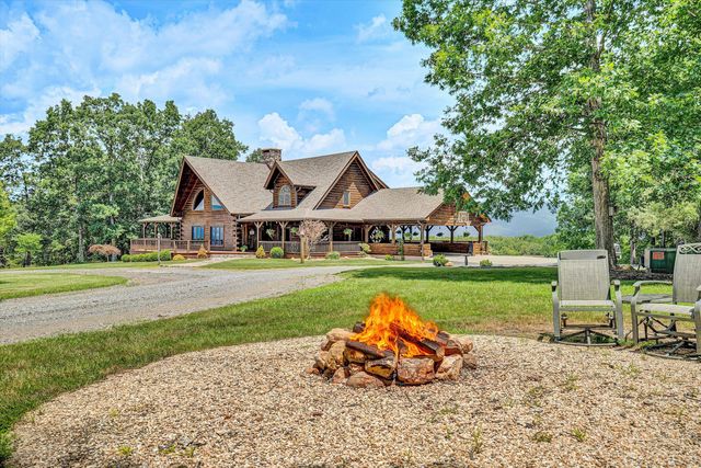 500 Jacksons Flat, Covington, VA 24426