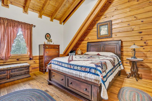 500 Jacksons Flat, Covington, VA 24426