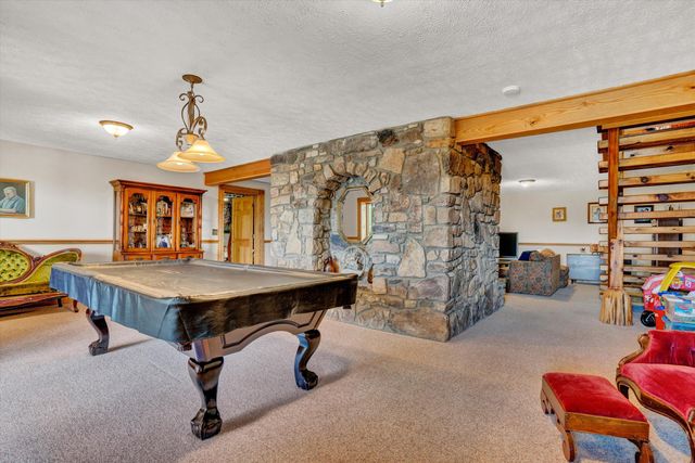 500 Jacksons Flat, Covington, VA 24426