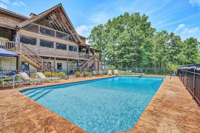 500 Jacksons Flat, Covington, VA 24426