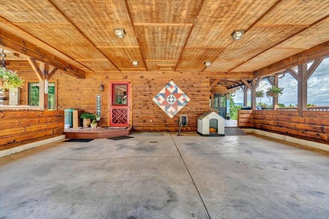 500 Jacksons Flat, Covington, VA 24426