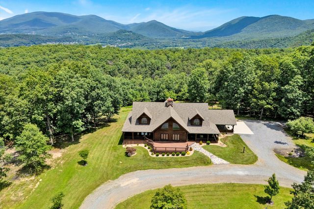 500 Jacksons Flat, Covington, VA 24426