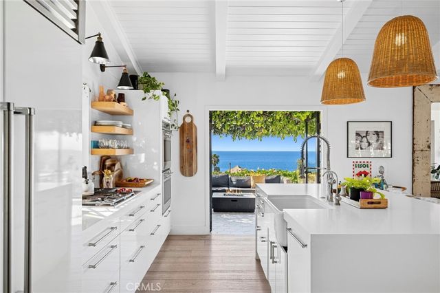 31292 Monterey, Laguna Beach, CA 92651