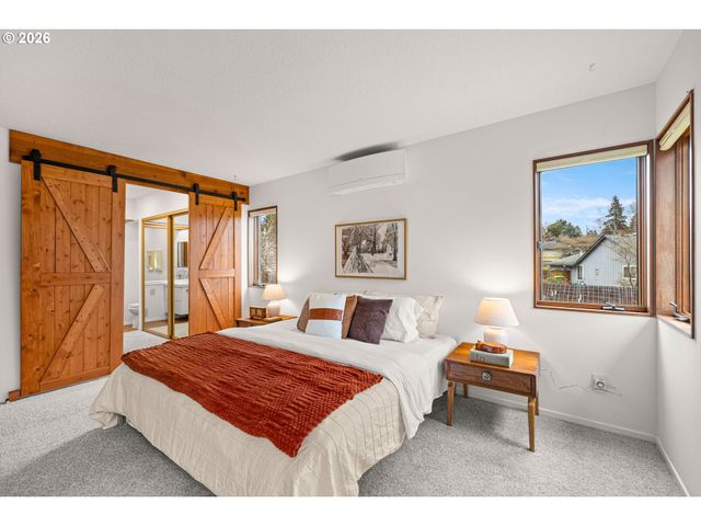 7920 Sw 82nd Ave, Portland, OR 97223