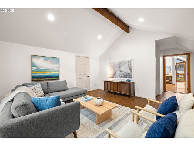 7920 Sw 82nd Ave, Portland, OR 97223