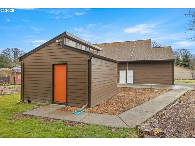 7920 Sw 82nd Ave, Portland, OR 97223