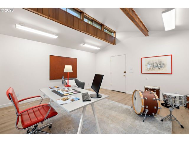 7920 Sw 82nd Ave, Portland, OR 97223