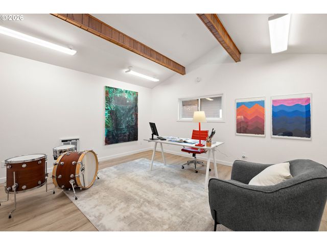 7920 Sw 82nd Ave, Portland, OR 97223