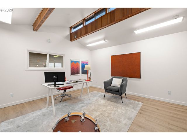 7920 Sw 82nd Ave, Portland, OR 97223