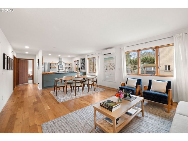 7920 Sw 82nd Ave, Portland, OR 97223