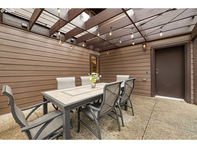 7920 Sw 82nd Ave, Portland, OR 97223