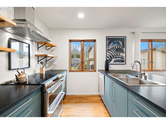 7920 Sw 82nd Ave, Portland, OR 97223